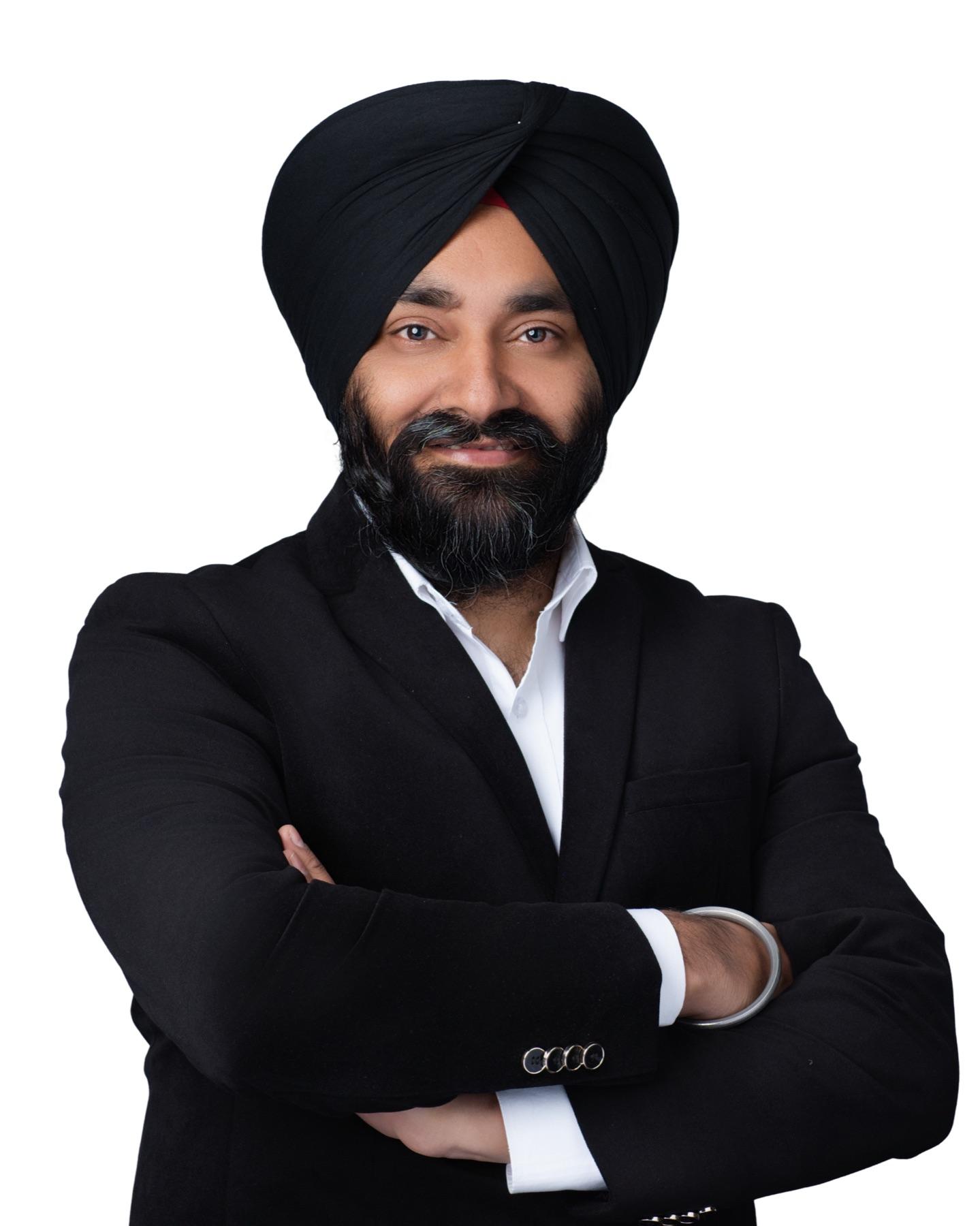 Gurvinder Singh, Regulated Canadian Immigration Consultant and founder of 5K Immigration Services